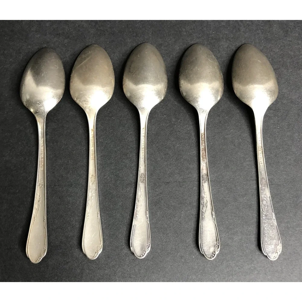 Antique WM A Rogers Oneida MEADOWBROOKE Teaspoons Silverplate No Monos Set of 5